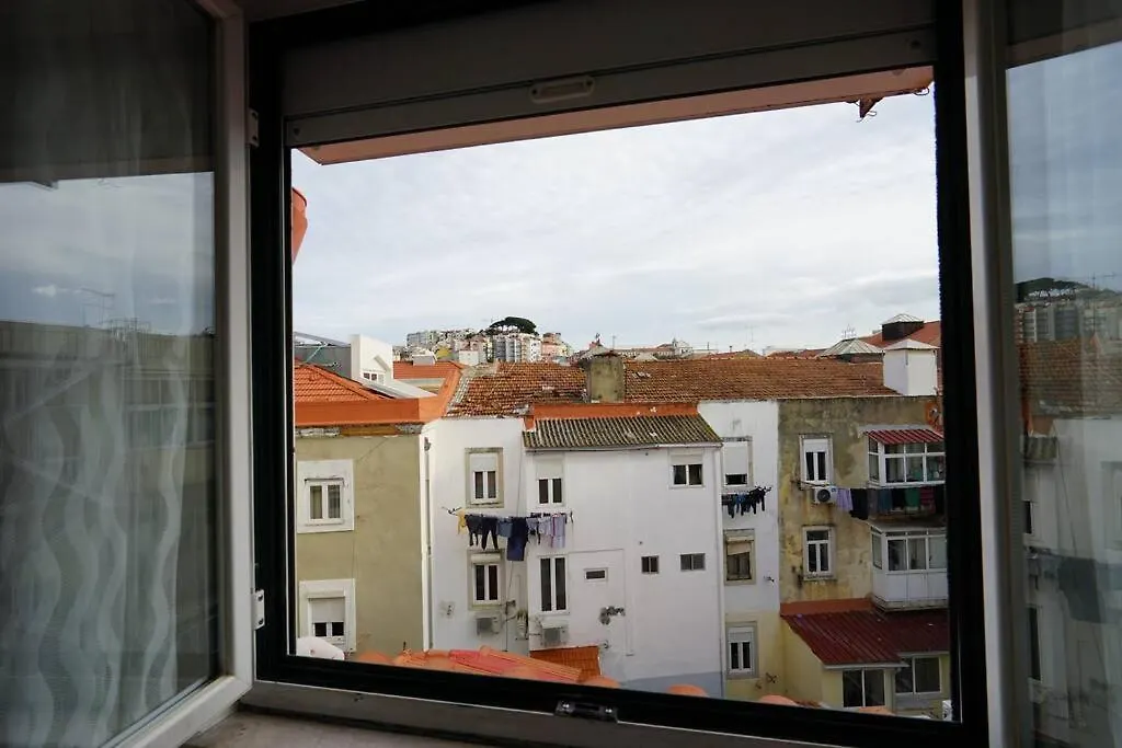 Cruz Cozy Apartment 3º Lisbon 0*,
